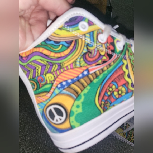 COLORFUL SNEAKERS - Picture 4 of 4